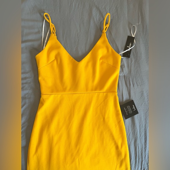 Lulu’s Infinite Glory Golden Yellow Dress. Small. NWT, never worn. Out of stock! - Picture 7 of 12